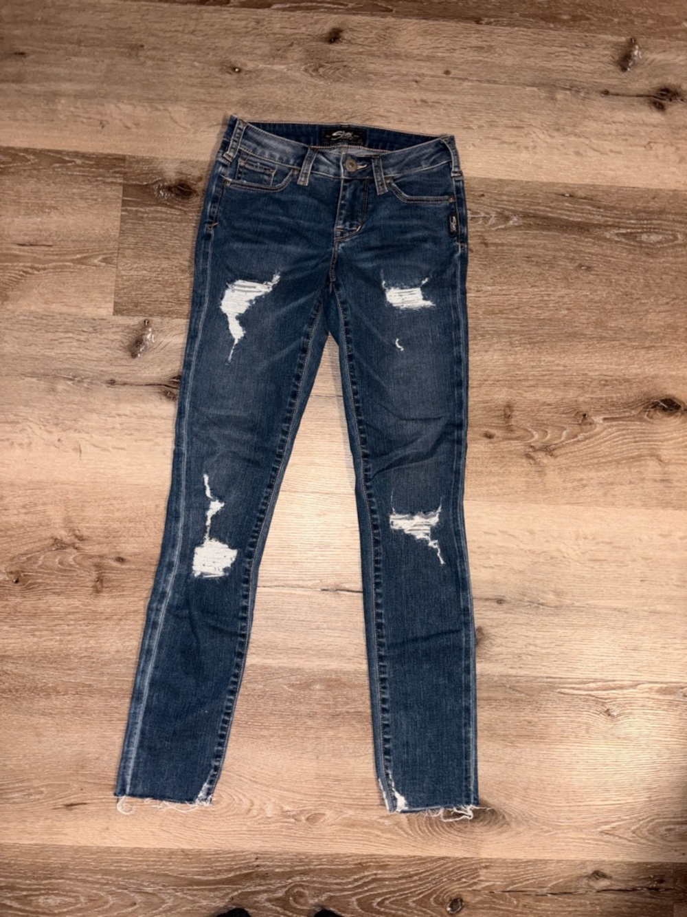 Silver Jeans Dark Blue Distressed Women's Skinny Jeans